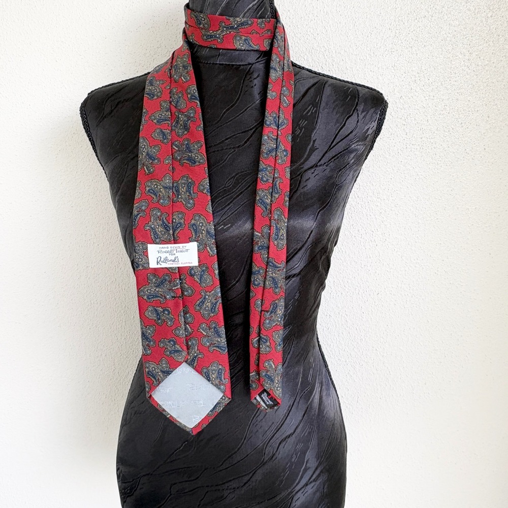 Robert‎ Talbott Tie Paisley Silk Hand Sewn Mens OS Red